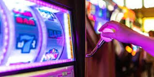 gmm11 တိုက်ရိုက် ကာစီနို VIP Bonus Cashback Live Table Myanmar MMK